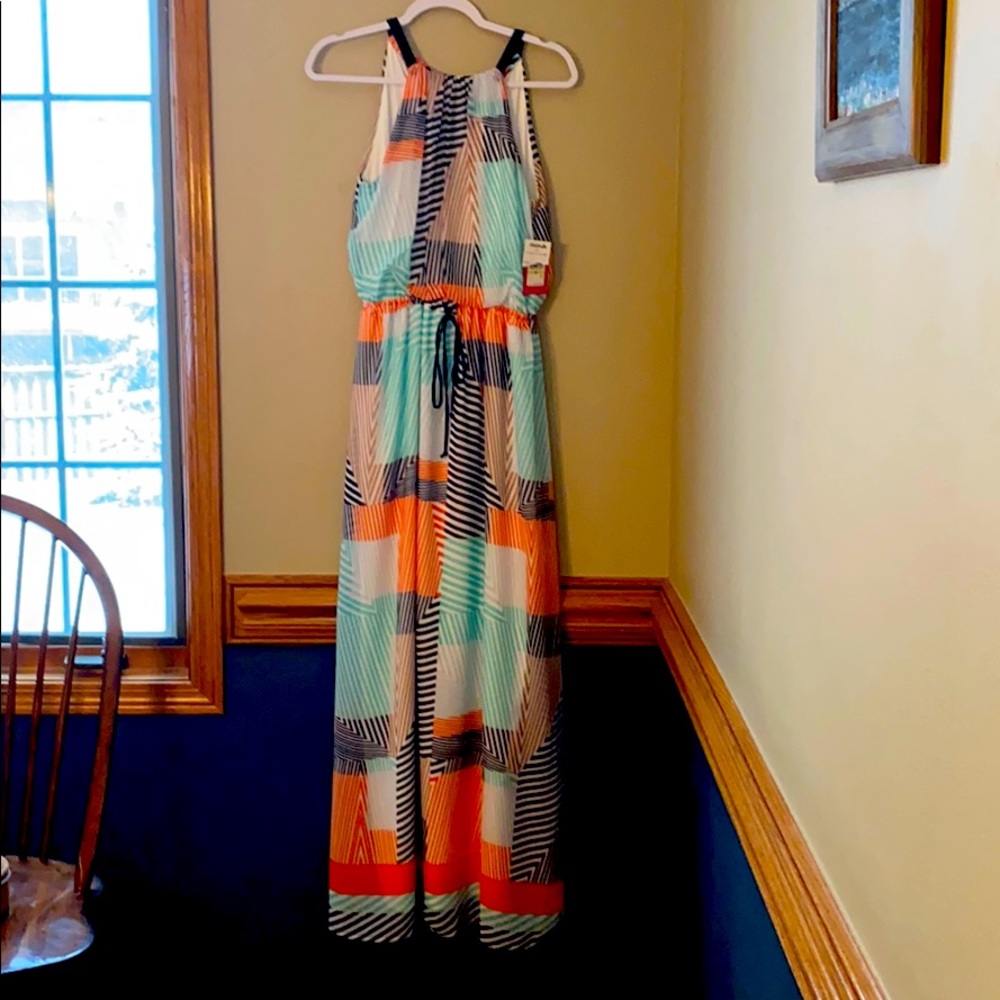 Multicolored maxi dress, never worn.